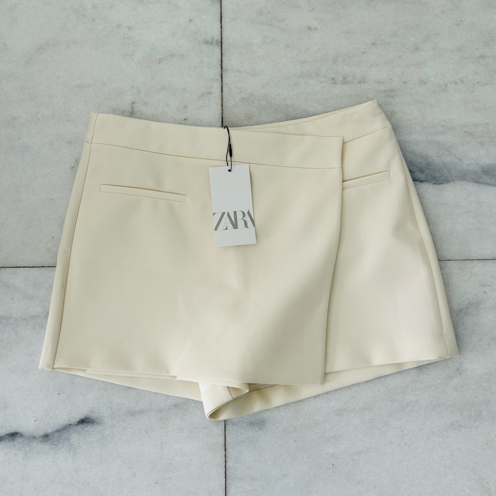 Zara Off-White Tailored Skort